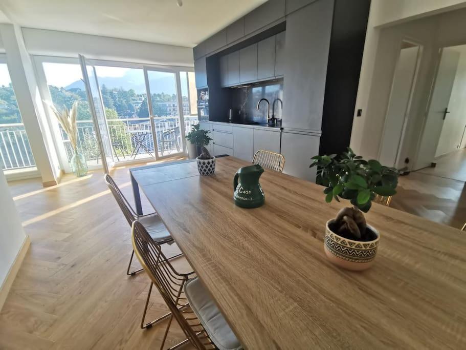 Le Parmelan - Grand Appartement Familial Avec Vue Sur La Montagne Annecy Exterior foto